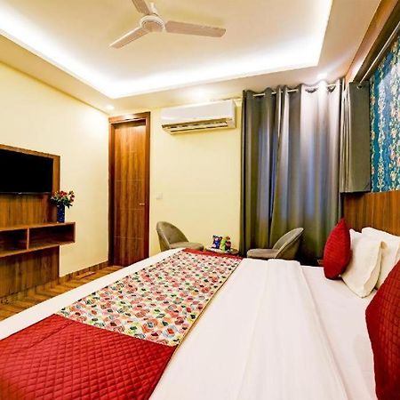 Hotel Rosewood Near Delhi Airport Нью-Делі Екстер'єр фото