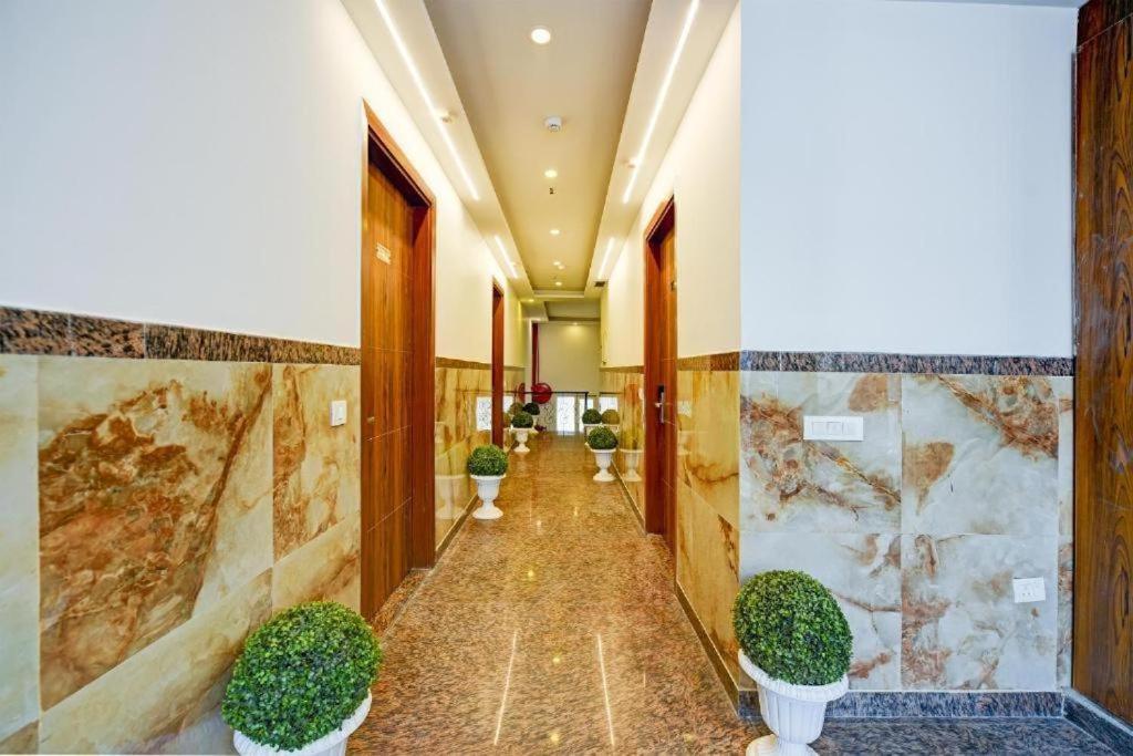 Hotel Rosewood Near Delhi Airport Нью-Делі Екстер'єр фото